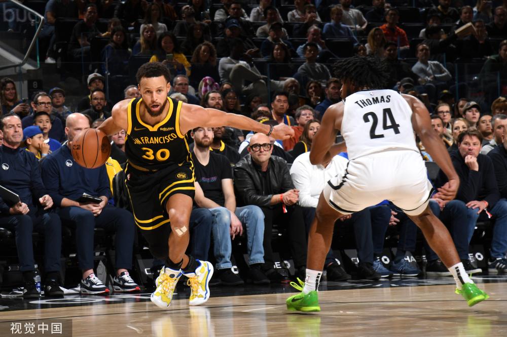 巴塞罗那的 巴塞罗那的