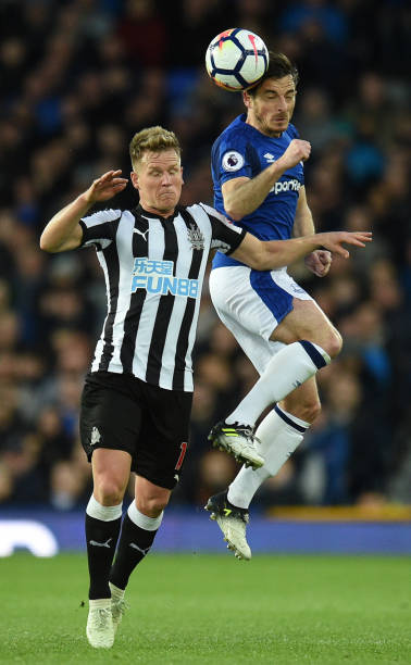 皇马始终保 皇马始终保