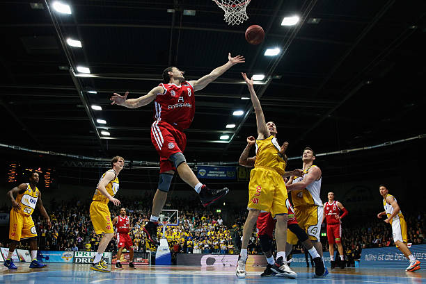 也为双方足 也为双方足