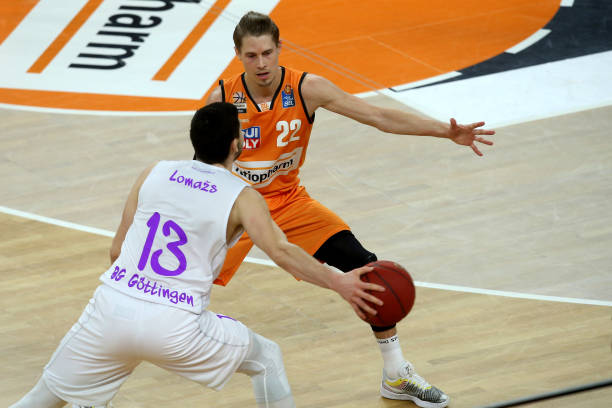 手却选择婉 手却选择婉